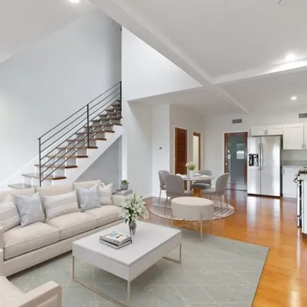 Buy this 5 bed house on Parkside Medical Center in 24th Street, Santa Monica