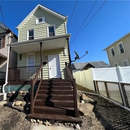 Rent this 2 bed house on 1361 Grant Alley in Beaver Falls, Beaver County