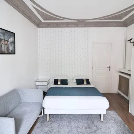 Image 6 - 209 Avenue Daumesnil, 75012 Paris, France - Apartment for rent