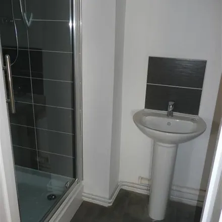 Rent this 1 bed apartment on Sajid Gents Hairdresser in Grant Road, Wellingborough