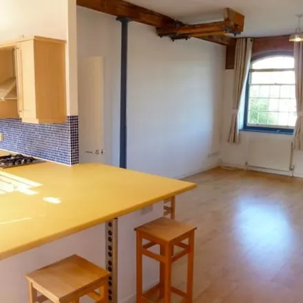 Rent this 2 bed apartment on Shalesmoor in Sheffield, S3 8DY