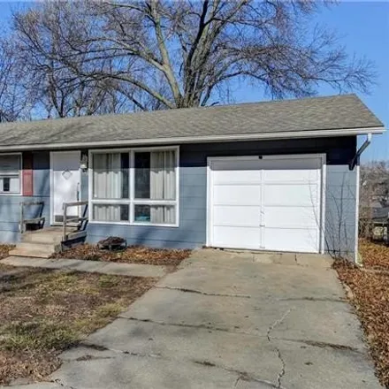 Buy this 3 bed house on 7542 East 52nd Street in Kansas City, MO 64129