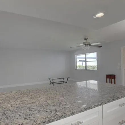 Image 7 - 23 Waterford Way, Palm Beach County, FL 33446, USA - Condo for sale