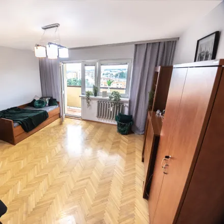 Rent this 3 bed room on Generała Stefana Grota-Roweckiego 27 in 30-348 Krakow, Poland