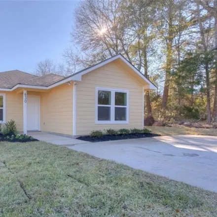 Buy this 3 bed house on unnamed road in Huntsville, TX 77341