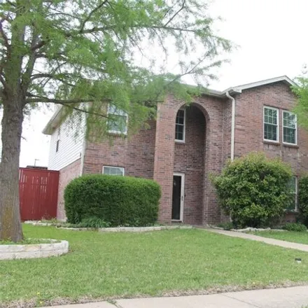 Buy this 6 bed house on 1613 Spinnaker Way in Wylie, TX 75098