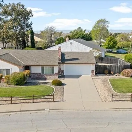 Buy this 3 bed house on 1197 Shady Glen Drive in Orcutt, CA 93455