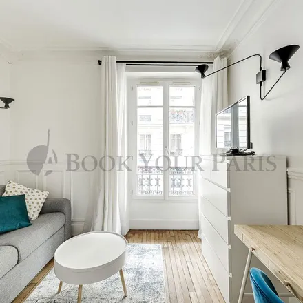 Rent this 1 bed apartment on 1 bv Place d'Italie in 75013 Paris, France