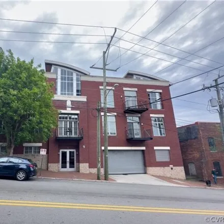 Buy this 2 bed condo on 2501 East Franklin Street in Richmond, VA 23223
