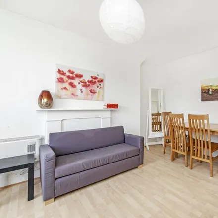 Image 5 - 22 Marloes Road, London, W8 5LL, United Kingdom - Apartment for rent