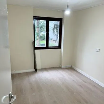 Image 3 - Stanhope Drive, Bromborough, CH62 2DG, United Kingdom - Apartment for rent