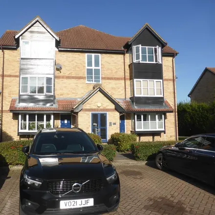 Rent this 1 bed apartment on Monks Crescent in Addlestone, KT15 1UT
