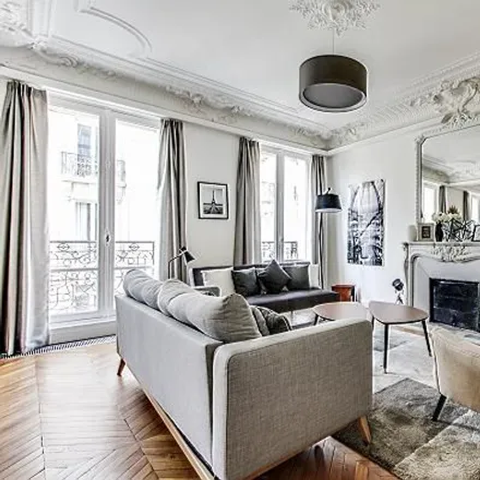 Image 9 - 3 Rue Robert Estienne, 75008 Paris, France - Apartment for rent