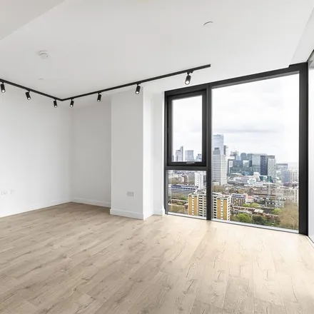 Image 2 - Valencia Tower, 3 City Road, London, EC1V 2AP, United Kingdom - Apartment for rent