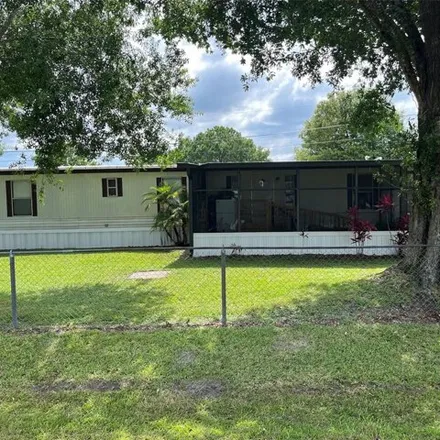 Buy this studio apartment on 919 Northeast 30th Avenue in Okeechobee County, FL 34972