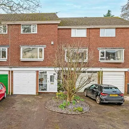 Buy this 3 bed townhouse on Waterbridge Court in Hillcliffe, Warrington