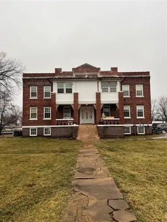 Buy this studio house on 439 Baron Street in Montgomery City, Montgomery County