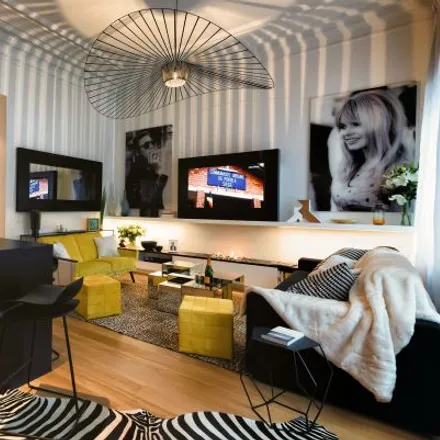 Rent this 2 bed apartment on Rue de l'Amazone - Amazonestraat 28 in 1060 Saint-Gilles - Sint-Gillis, Belgium