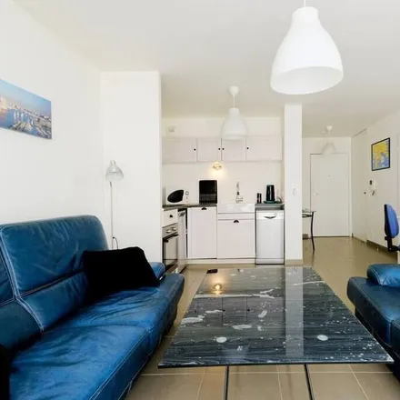 Rent this 1 bed apartment on 13007 Marseille