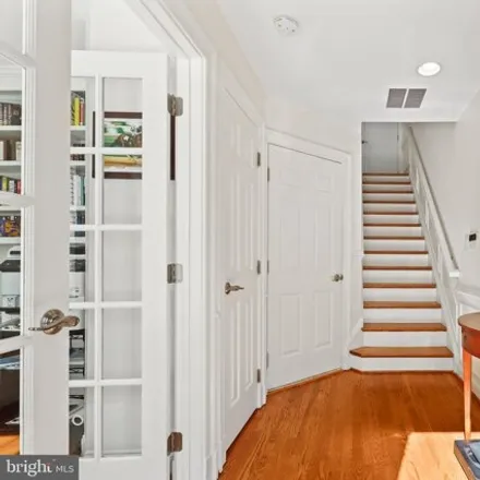 Image 5 - 31 Alexander Street, Alexandria, VA 22314, USA - Townhouse for sale