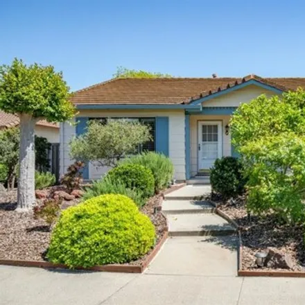 Buy this 3 bed house on 3162 Clydesdale Way in Fairfield, CA 94533