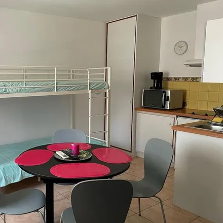 Rent this studio apartment on Argelès-sur-Mer in Avenue de la Gare, 66700 Argelès-sur-Mer