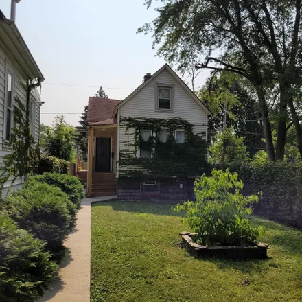 Rent this 2 bed house on 231 West 109th Place in Chicago, IL 60628