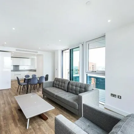 Rent this 2 bed room on Gladwin Tower in Wandsworth Road, London