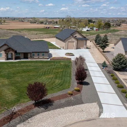 Buy this 4 bed house on 12997 Pheasant Circle in Canyon County, ID 83686