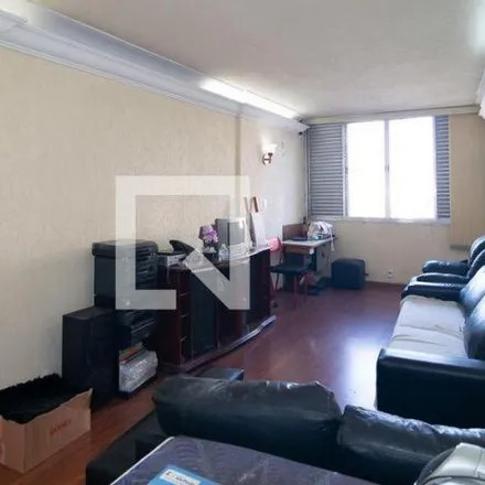 Rent this 2 bed apartment on Edifício 14 Bis in Rua Paim, Bela Vista