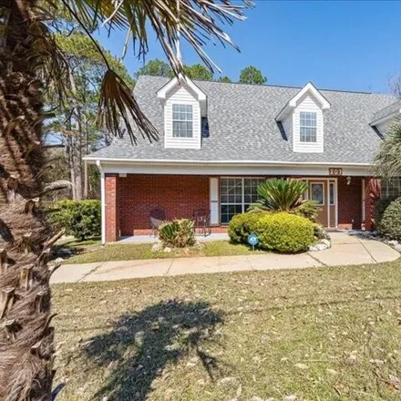 Buy this 5 bed house on 225 East Maple Avenue in Satsuma, Mobile County
