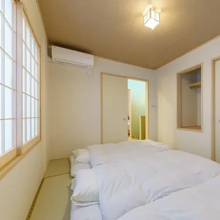 Rent this 2 bed house on Taito