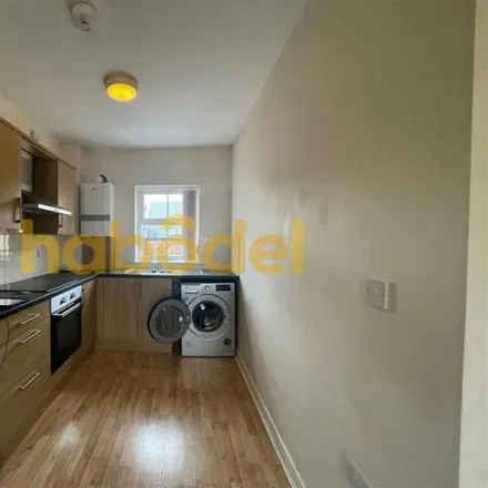 Rent this 2 bed apartment on Station Drive in Hull, HU5 1AD