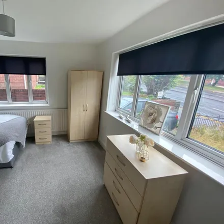 Rent this 6 bed room on Window Medic in Harborough Hill Road, Barnsley