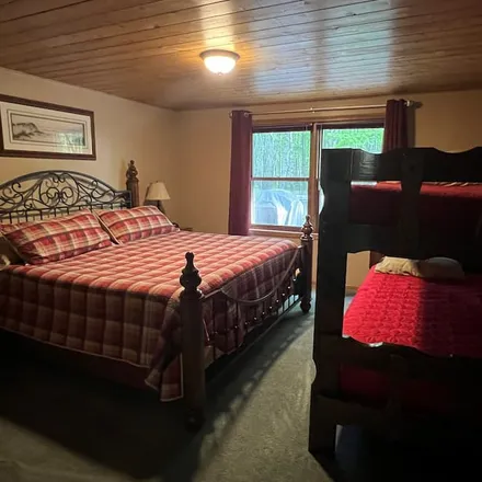 Rent this 3 bed house on Munising in MI, 49862