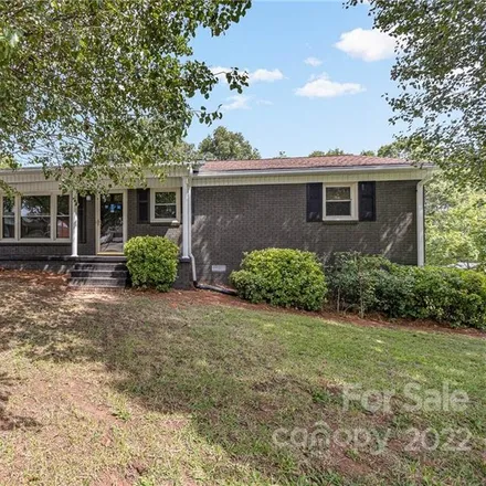 Buy this 3 bed house on 232 Briarcliff Drive in Kannapolis, NC 28081