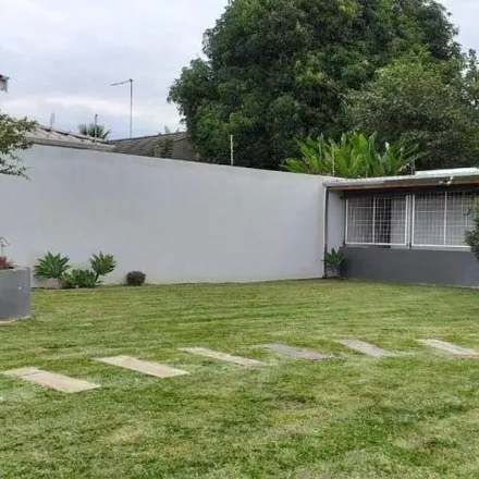 Buy this 3 bed house on Rua Professor Baltazar de Godoy Moreira in Cardoso, Pindamonhangaba - SP