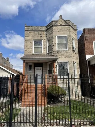 Image 2 - 3408 West Franklin Boulevard, Chicago, IL 60624, USA - House for sale