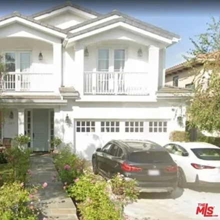 Rent this 5 bed house on 3223 Greenfield Avenue in Los Angeles, CA 90034