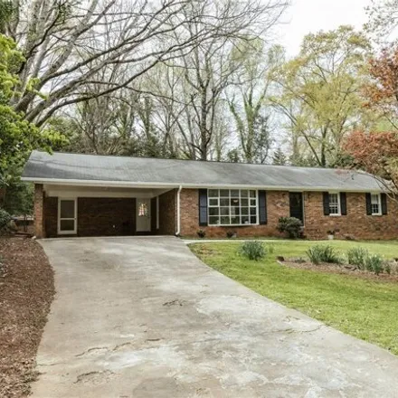 Buy this 3 bed house on 221 Cherokee Ridge in Athens-Clarke County Unified Government, GA 30606