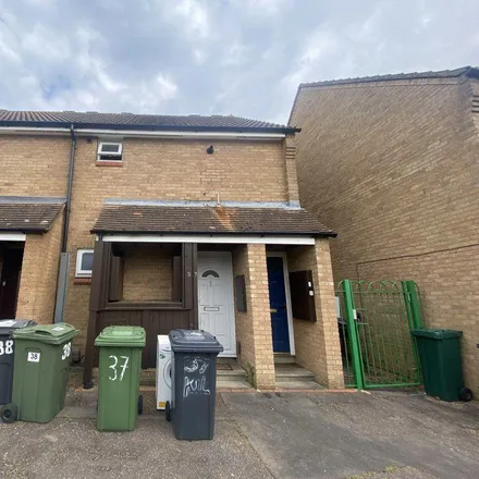 Rent this studio apartment on Kilham in Peterborough, PE2 5SU