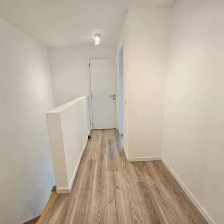 Rent this 3 bed apartment on Albert Biesbrouckstraat 8 in 8800 Roeselare, Belgium