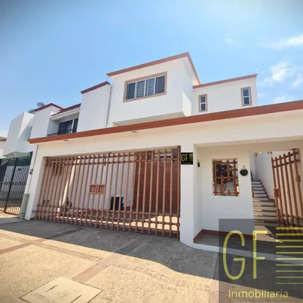 Buy this 9 bed house on Boulevard Arboledas in Delegación Epigmenio González, 76140 Querétaro