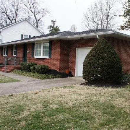 Image 3 - 207 Baker Street, Metropolis, IL 62960, USA - House for sale