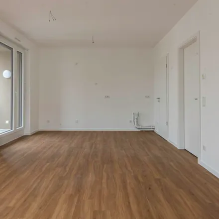 Rent this 3 bed apartment on Melli-Beese-Grundschule in O.-F.-Weidling-Straße, 01099 Dresden