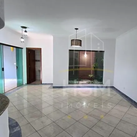 Buy this 3 bed house on Avenida Isaac Aizemberg in Independência, São Bernardo do Campo - SP