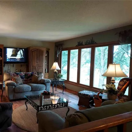 Image 3 - 820 Woodland Avenue, Park Rapids, MN 56470, USA - House for sale