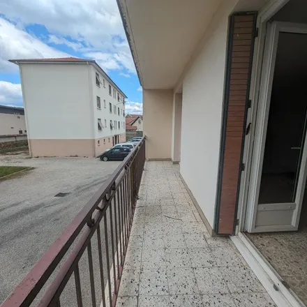 Image 2 - Avenue du Rhône, 38550 Sablons, France - Apartment for rent