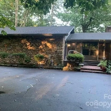 Image 6 - 101 Lakemont Dr, Flat Rock, North Carolina, 28731 - House for sale