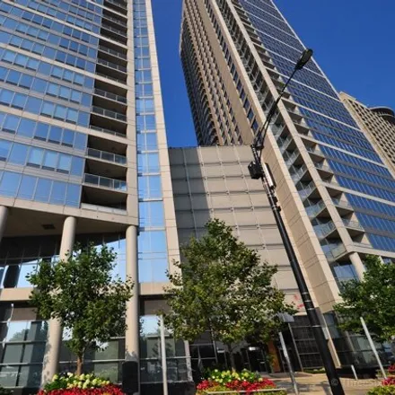 Rent this 1 bed condo on 600 Lake Shore Drive in 600 North Lake Shore Drive, Chicago
